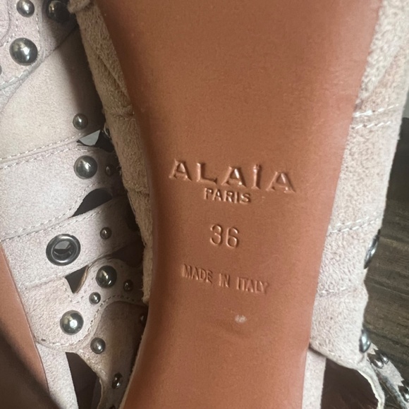Alaïa Suede Studded Accent Sandals - Sz 36 - Picture 8 of 8